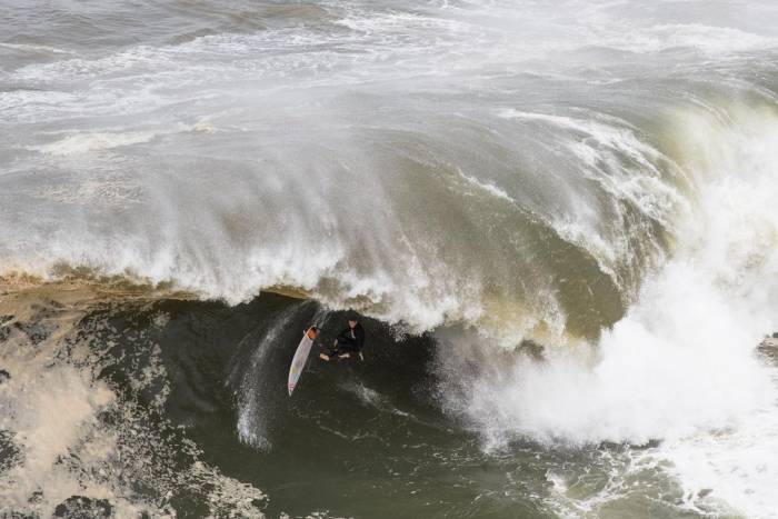 Monster Waves Delay ‘Cape Fear’ Surf Comp, Injure One
