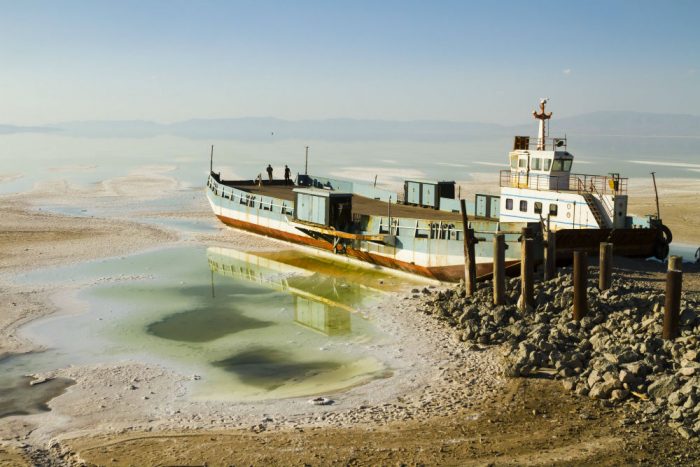 Yazdani_Pedram beached ship