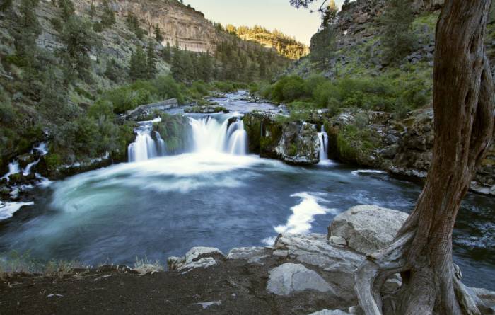 steelhead falls deschutes river
