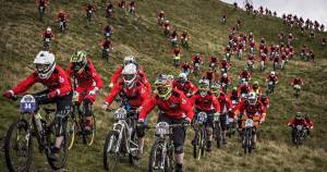 Red Bull’s 400-Man ‘Fox Hunt’ Is Absolute MTB Mayhem