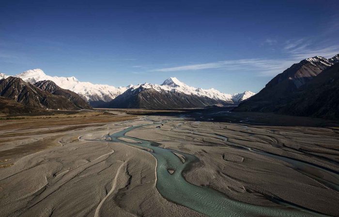 mt cook valley new zealand
