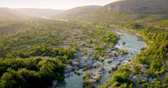 Paddling & Fishing A ‘Ribbon Of Life’ Through Texas