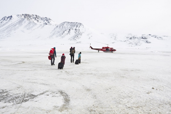 Jana & Jens Steingässer with kids in Tasiilaq