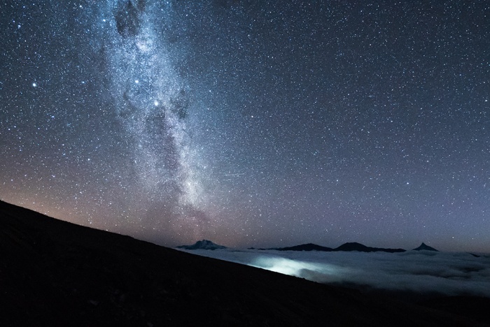 greater-patagonian-trail-at-night