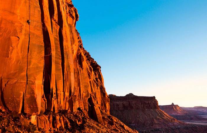 ‘Guerrilla Visitor Center’ Aims To Protect Bears Ears