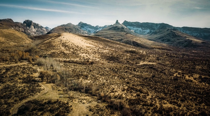 Vote: Polaris to Crown Top Outdoor Rural Town