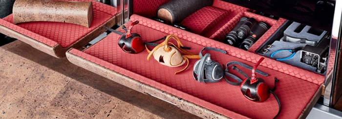 Bentley Bentayga falconry kit