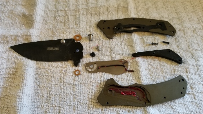kershaw knockout knife speedsafe system disassembled