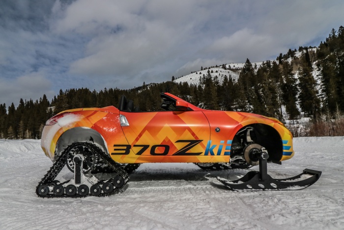 nissan 300zki snowmobile car