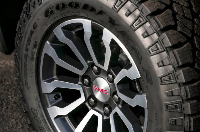 2019 gmc sierra at4 tires