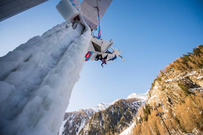 Denver Hosts 2019 UIAA World Cup Ice Climbing