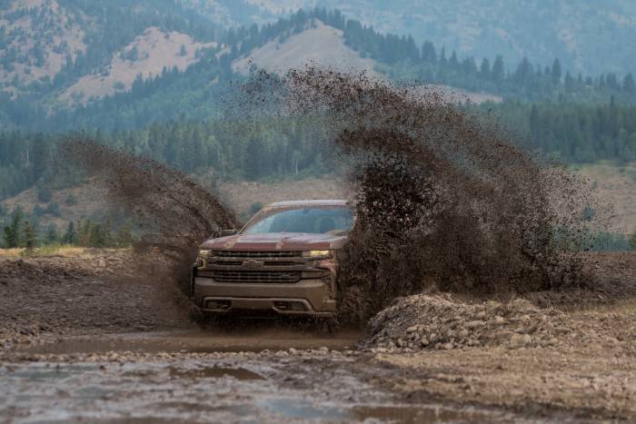First Drive: 2019 Chevrolet Silverado 1500 Trail Boss Review
