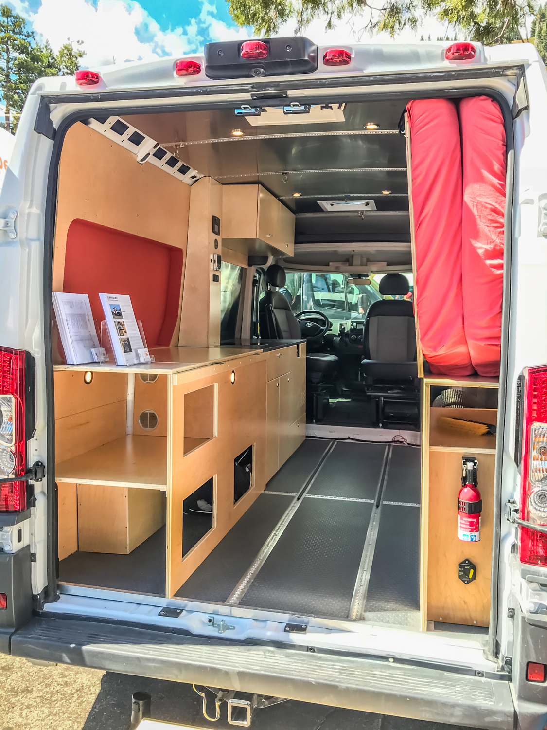 ProMaster Glampervan