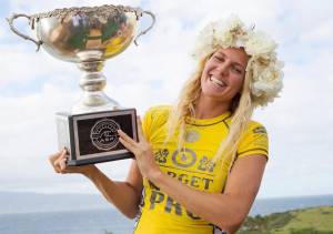 After Debacle, World Surf League Awards Women Equal Prize Money