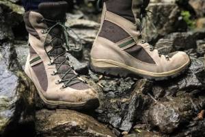 Danner Wayfinder: A Breathable Boot for Women Who Hike and Hunt Danner Wayfinder: A Breathable Boot for Women Who Hike and Hunt