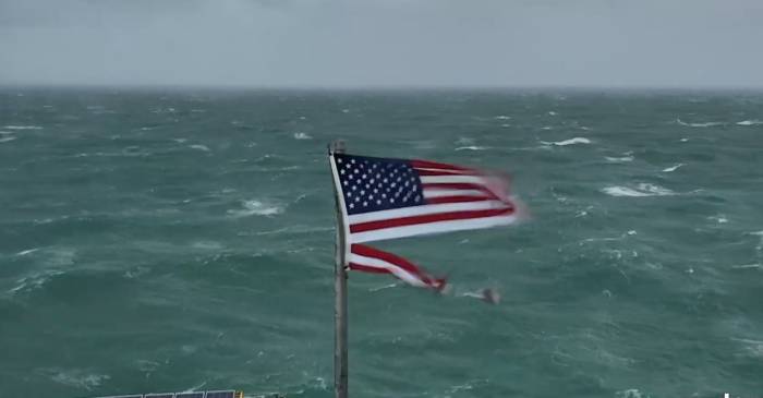 100,000 People Are Watching Hurricane Florence Live. Join Them Here.