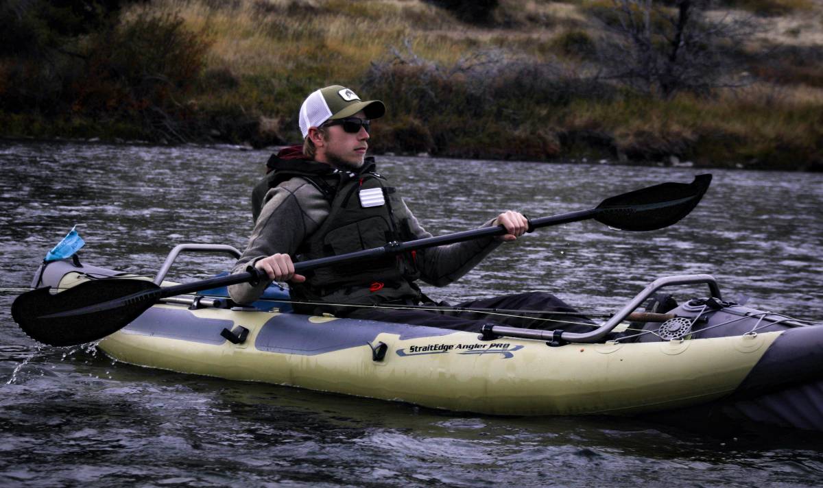 The Best Paddle for Kayak Fishing? Try One of These 4 GearJunkie