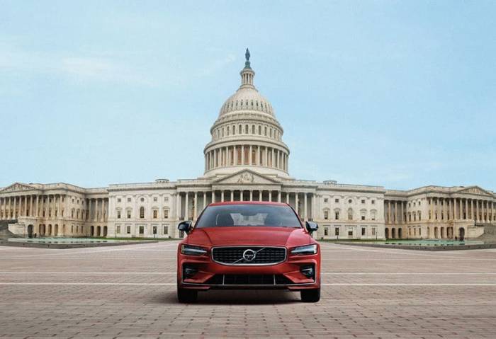 Volvo Pledges All Its Cars Will Be Electrified by 2019