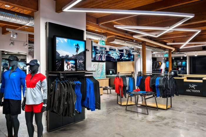 Arc'teryx store