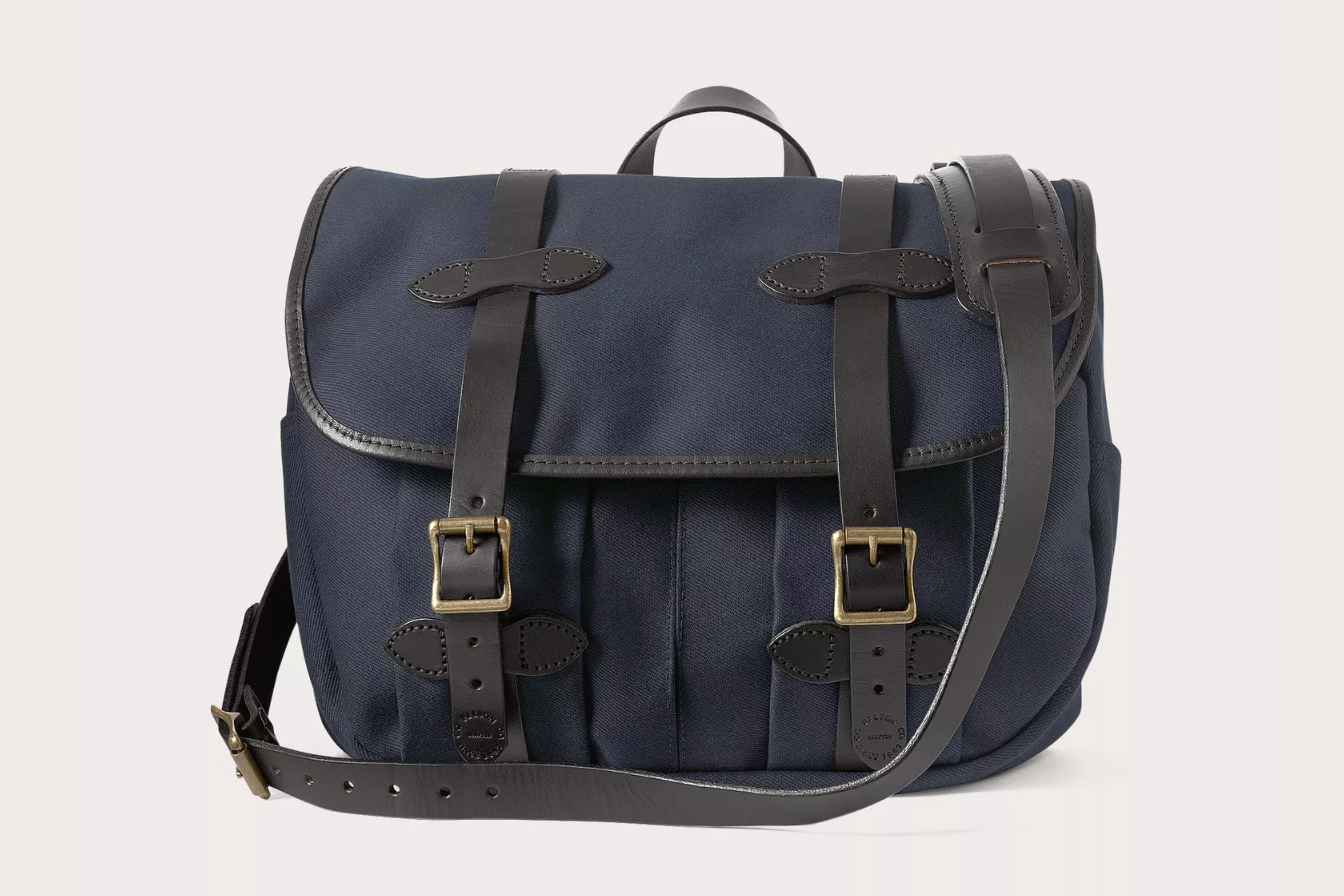 Filson Medium Field Bag