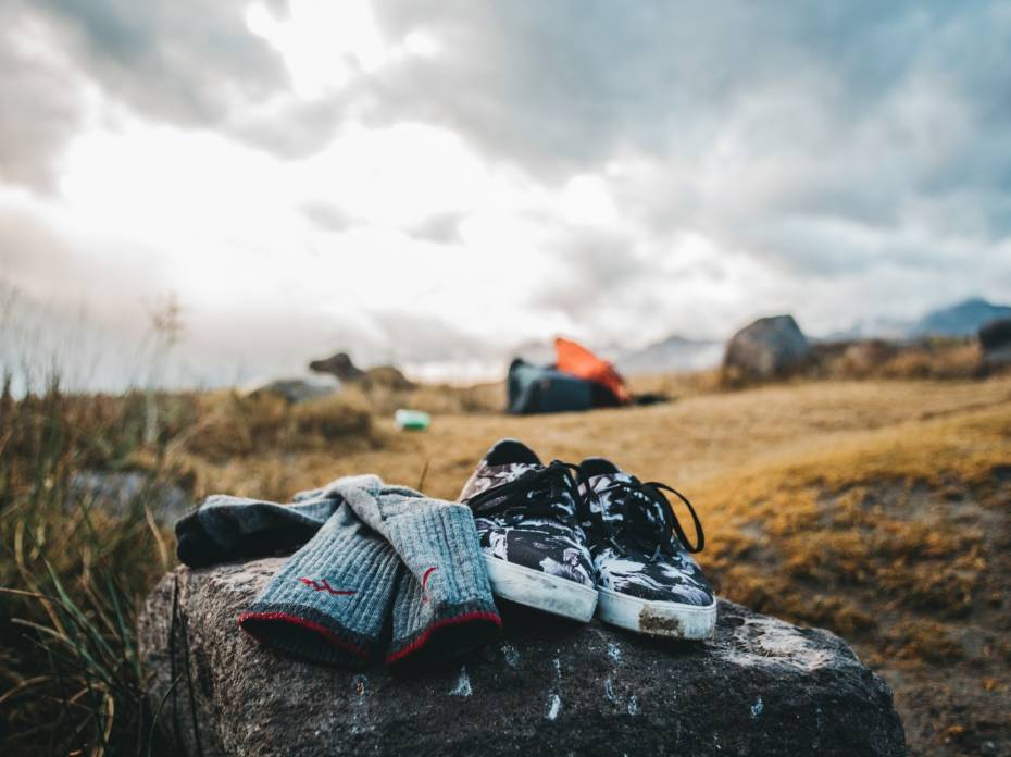 Monday Bargains: 3 Steals to Start Your Week darn tough sock