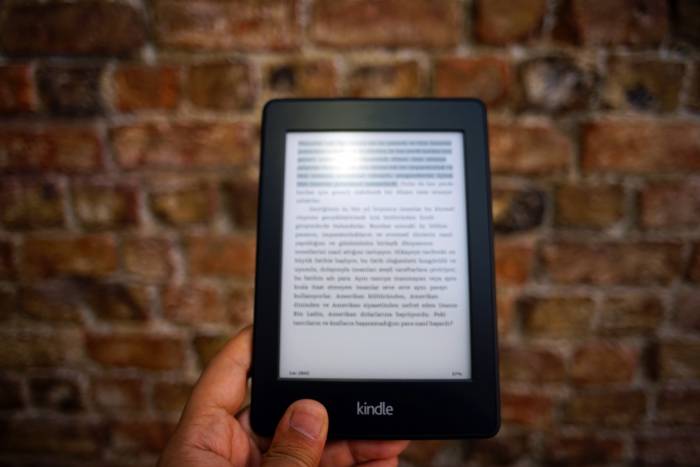 Book Nerds: This Kindle Is My Favorite Piece of ‘Ultralight’ Gear