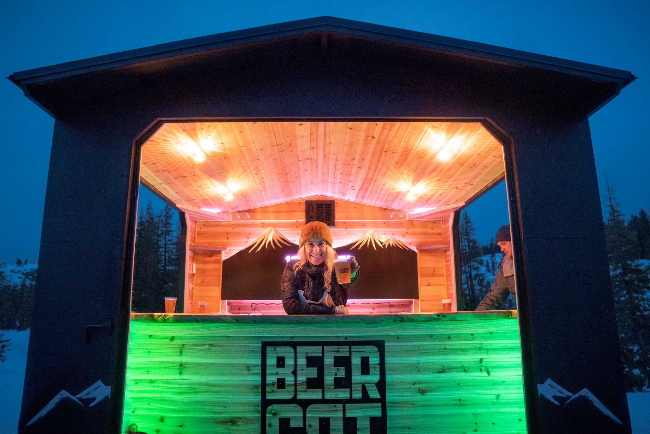 10 Barrel Beercat bar