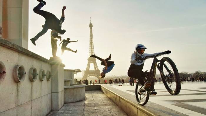 Mountain Biking Meets Parkour in Epic Urban Freeride Video