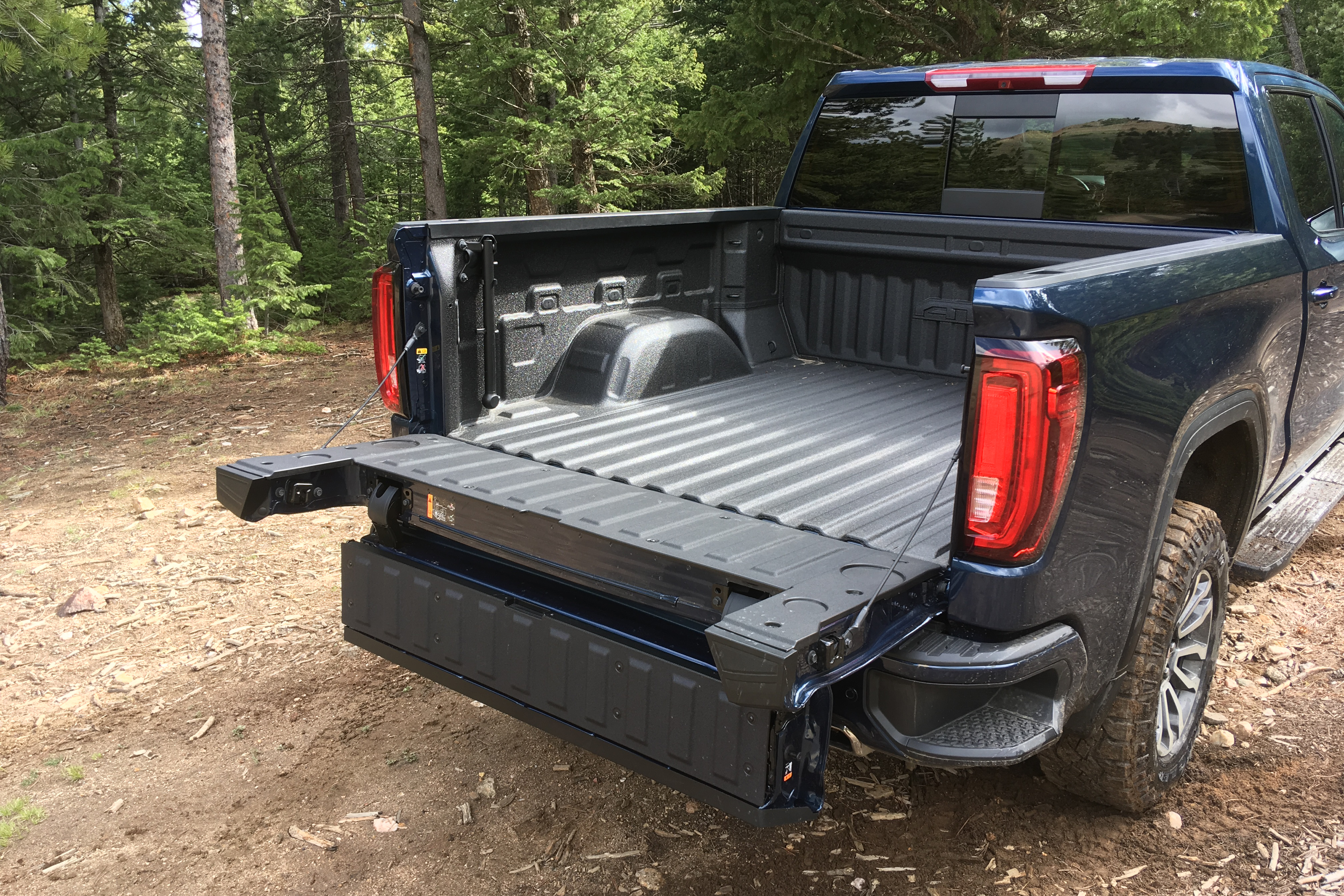 GMC Multipro tailgate review GMC Multipro tailgate review
