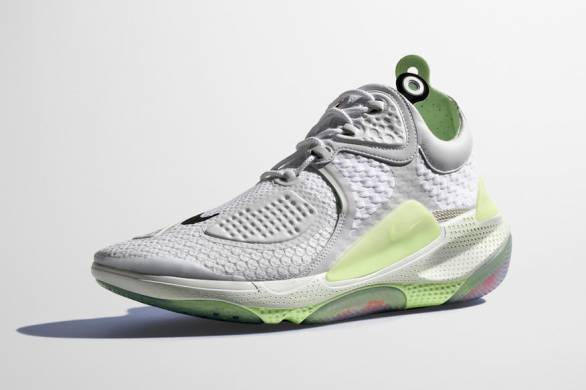 nike running shoes with beads