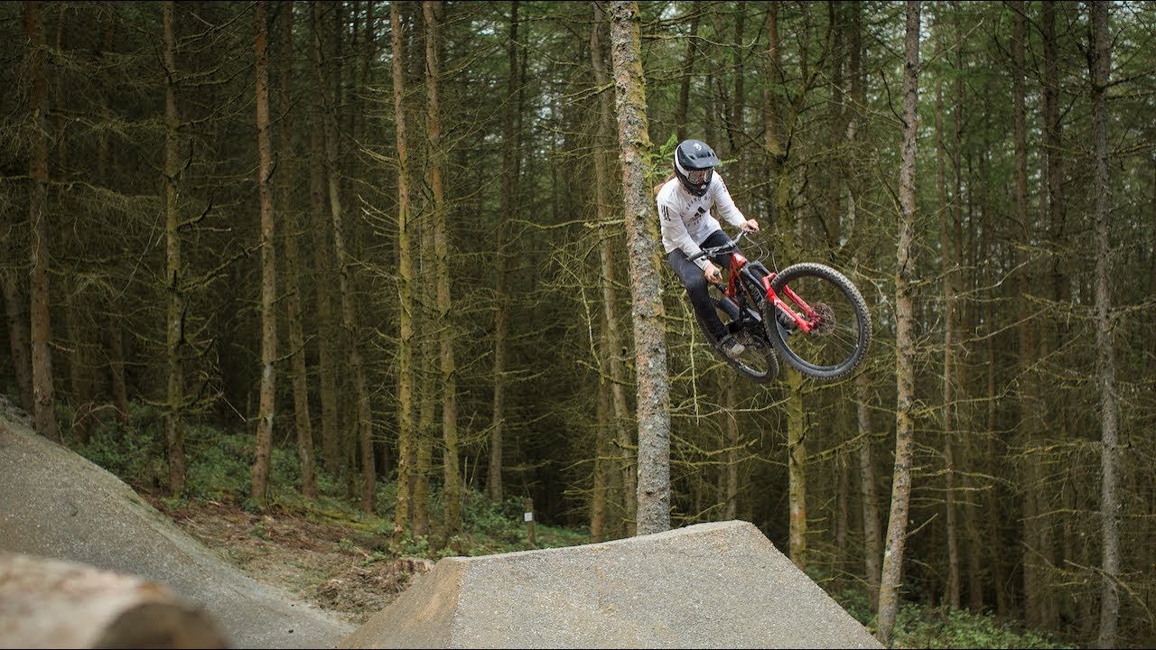 1st Female Freeride Movie: ‘VISION’ MTB Premiere Coming Soon