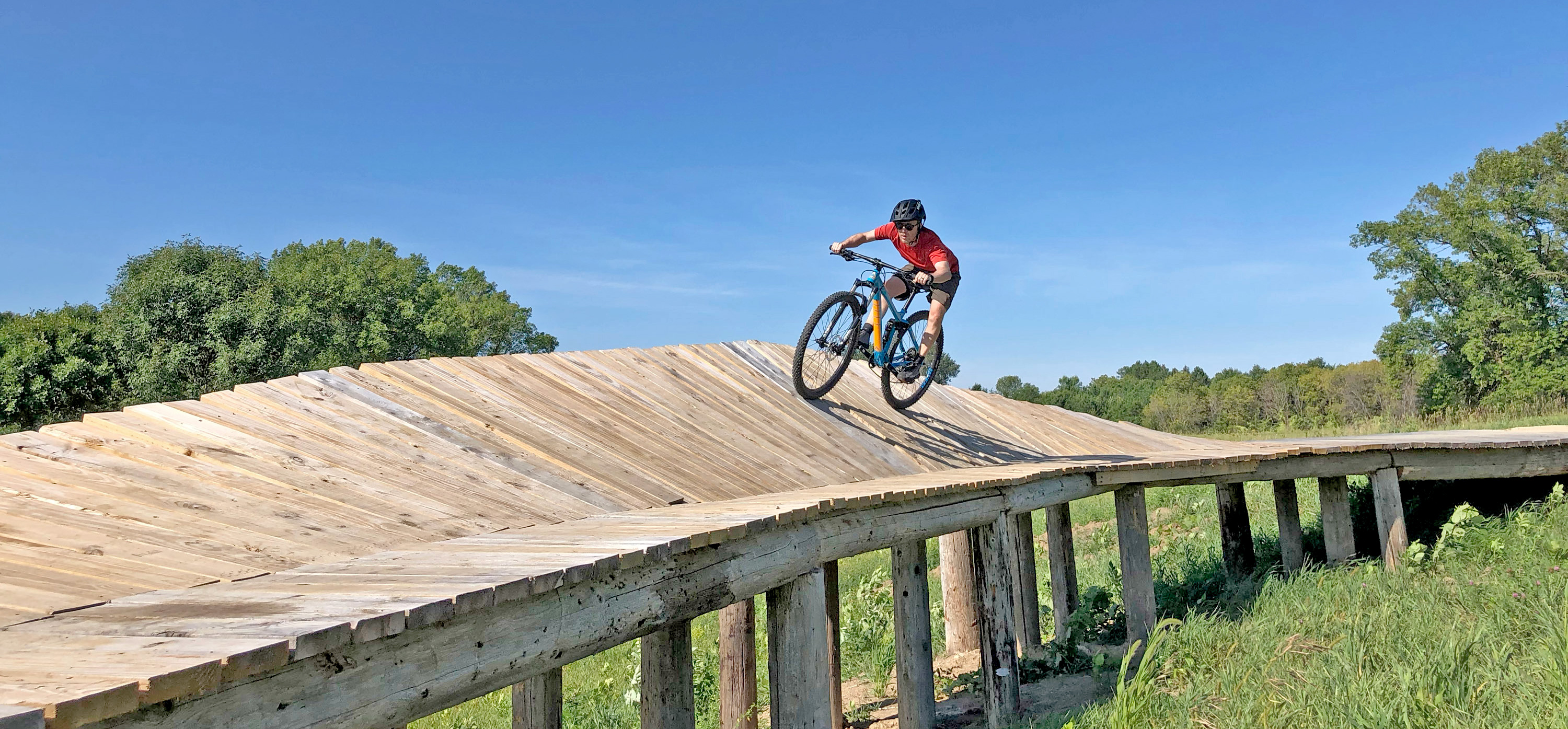 Fuji-Outland-1.1-Mountain-Bike-Brophy3