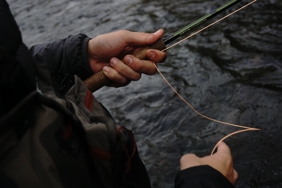 line-in-hand line-in-hand