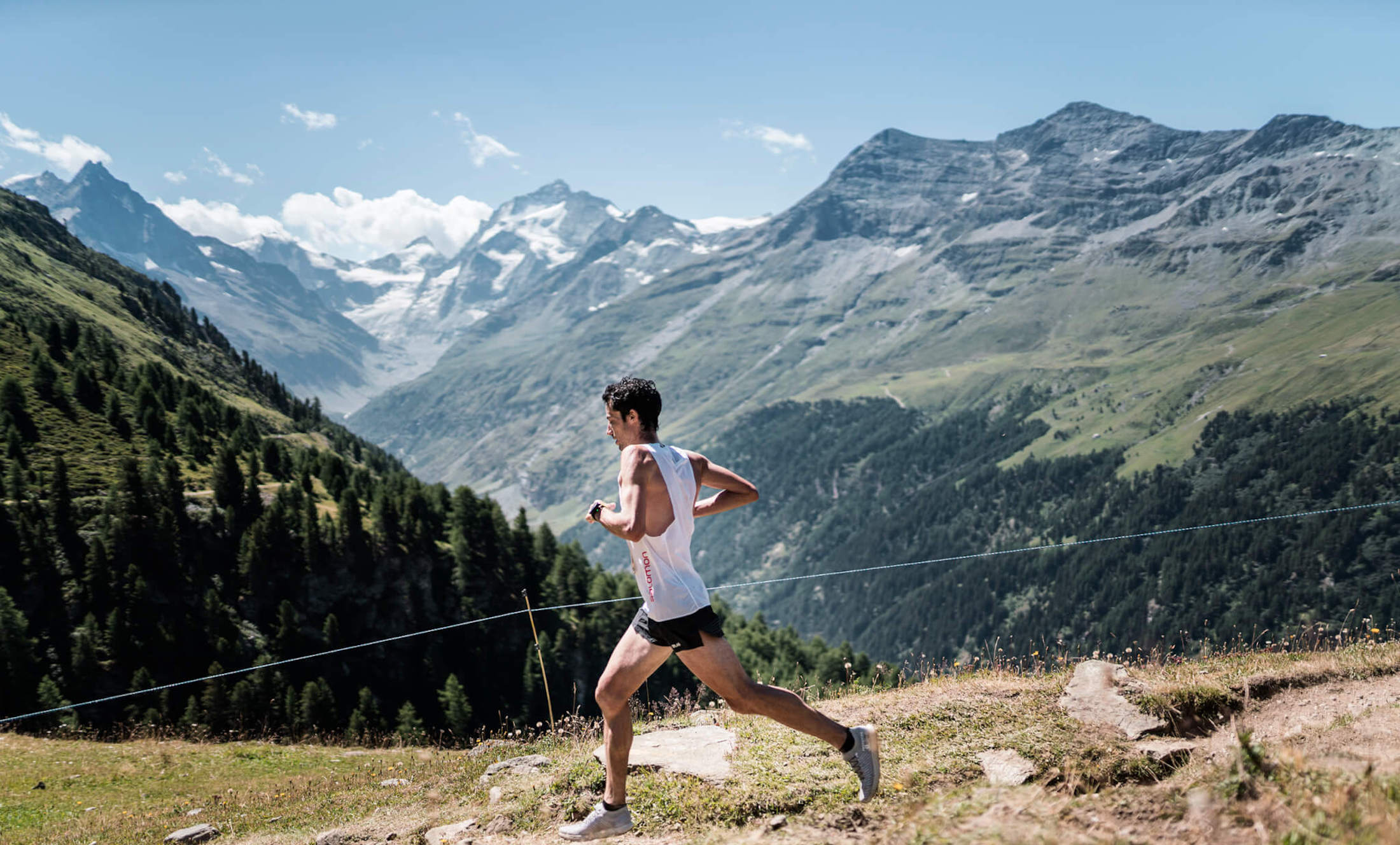 Kilian Jornet running in the Golden Trail World Series