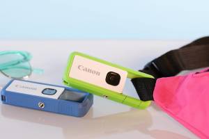 Not a Toy: Canon's Tiny ‘Carabiner Camera’ Is Built for Adventure Canon IVY REC camera