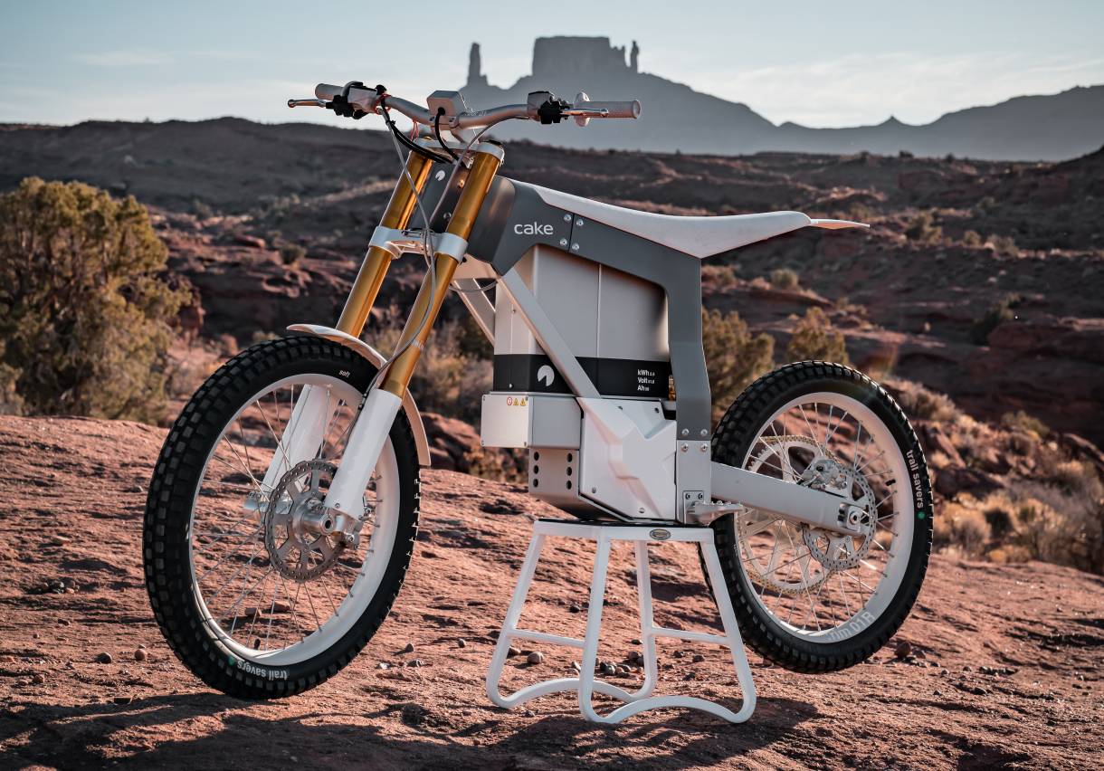 CAKE Kalk OR Not a Dirtbike, Not an EBike, 100 Fun