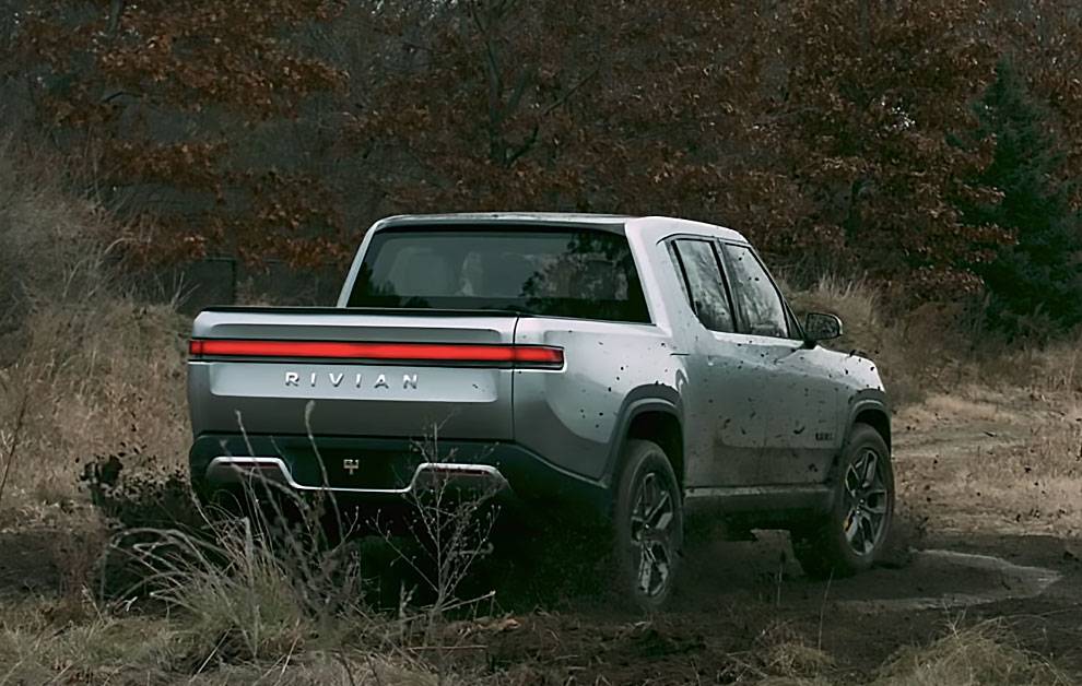 Rivian Tank Turn Is Real! Electric Truck Spins Like a Top | GearJunkie