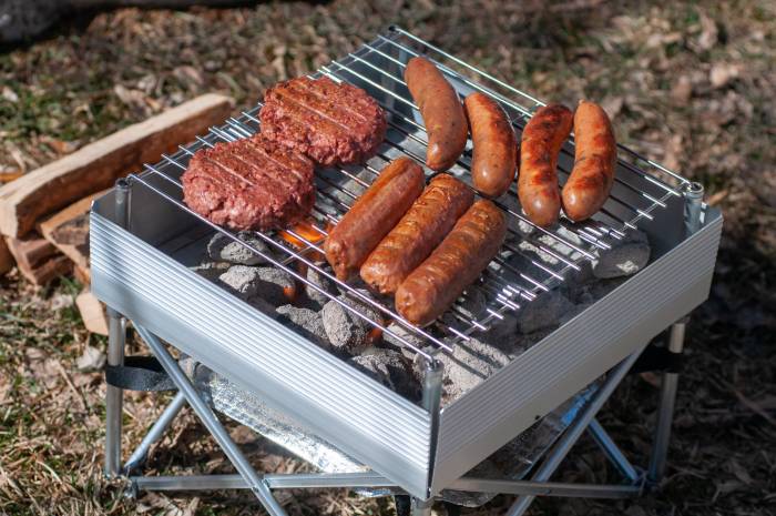 Char the Meat, Not the Earth: Tiny ‘Trailblazer’ Fire Pit Review