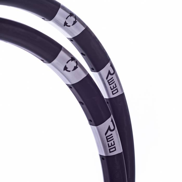 Revel Wheels RW30 Fusion Fiber carbon rims