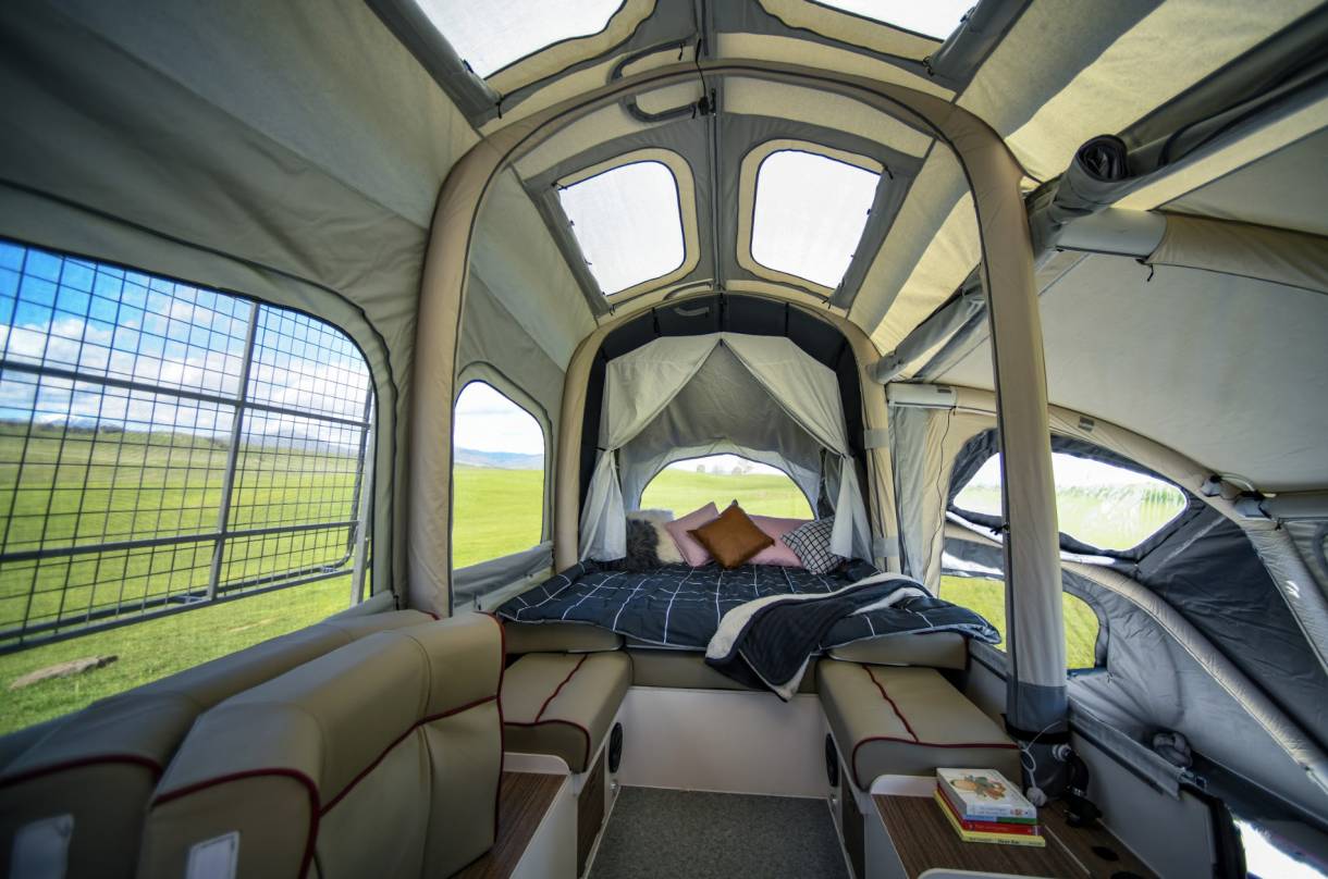 Opus OP 4 interior Opus OP 4 interior