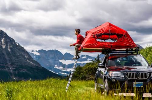 Yakima SkyRise roof-top tent