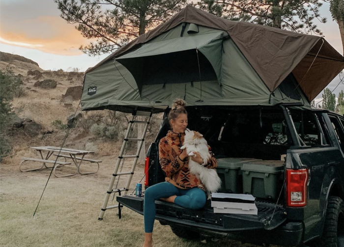 @karlindor The North Face camping