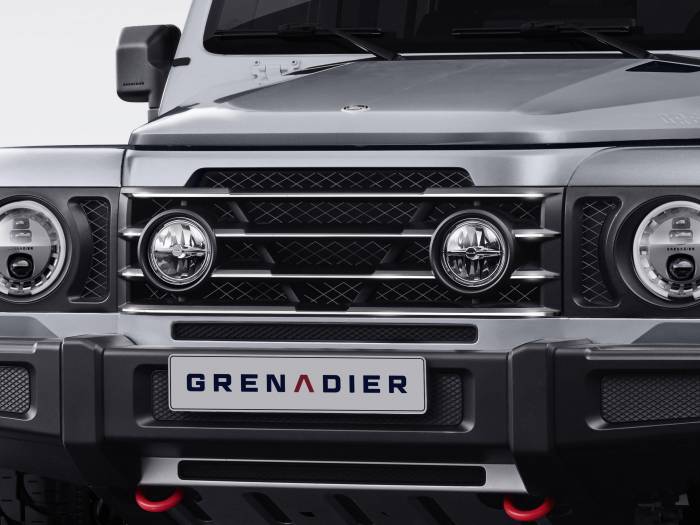 INEOS9b-min INEOS Grenadier front grille
