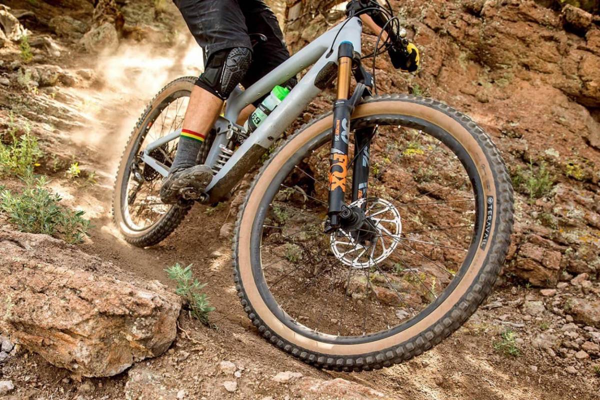 MTB Tread Showdown Vittoria, Teravail Take on Iconic Maxxis Tire
