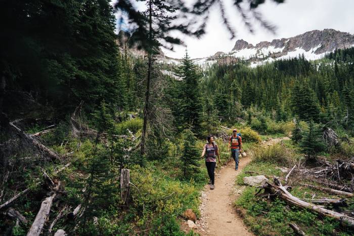 Today’s Bargains: 5 Camp Gear Deals Under $100