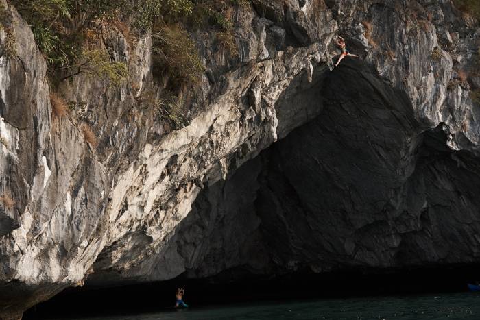 deep water soloing
