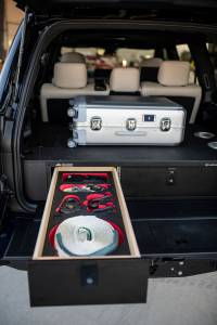 Lexus J201 concept Goose Gear drawer