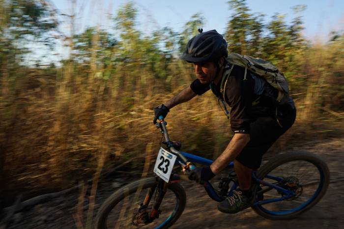 The Best Mountain Bike Gloves of 2021 | GearJunkie