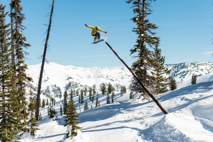 Ben Ferguson snowboarder