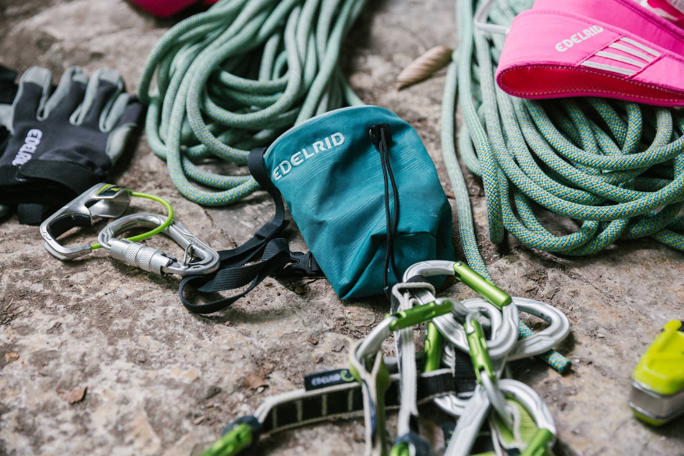 World's First Recycled Climbing Rope: Edelrid Reveals 'NEO 3R' - Vimarsana News